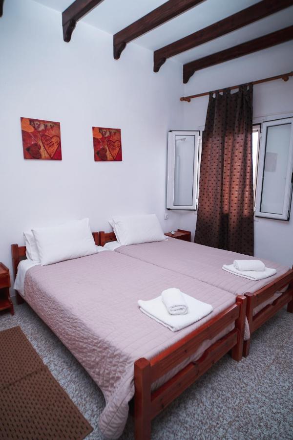 Kostas Beach Apartments Agios Gordios  Buitenkant foto