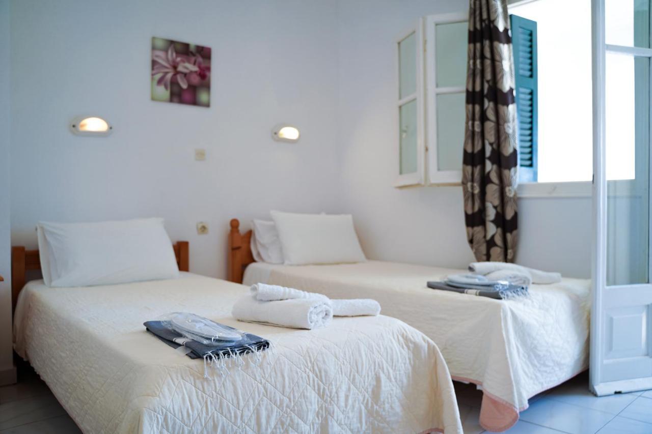 Kostas Beach Apartments Agios Gordios  Buitenkant foto